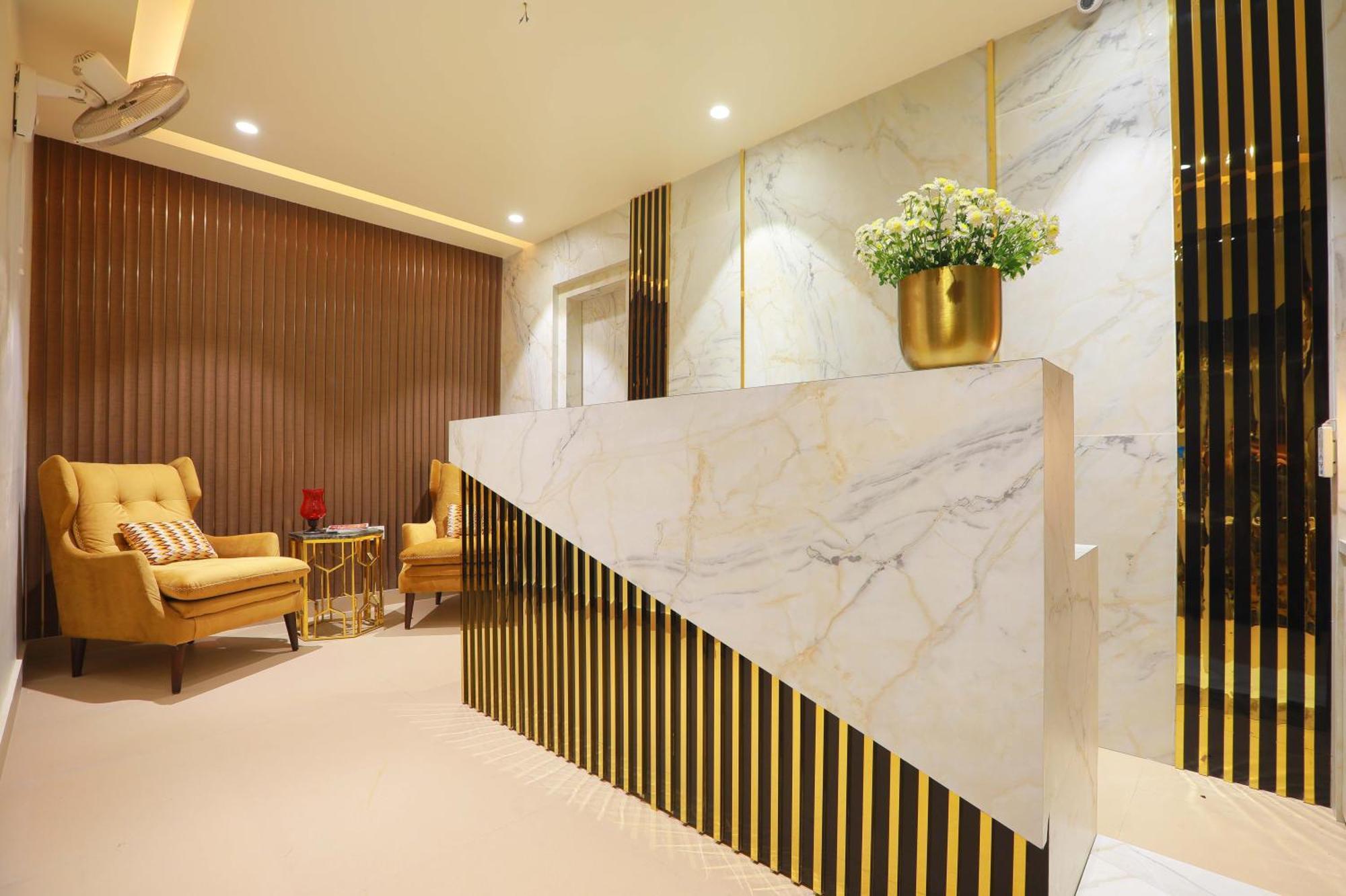Hotel 16 Дели Экстерьер фото